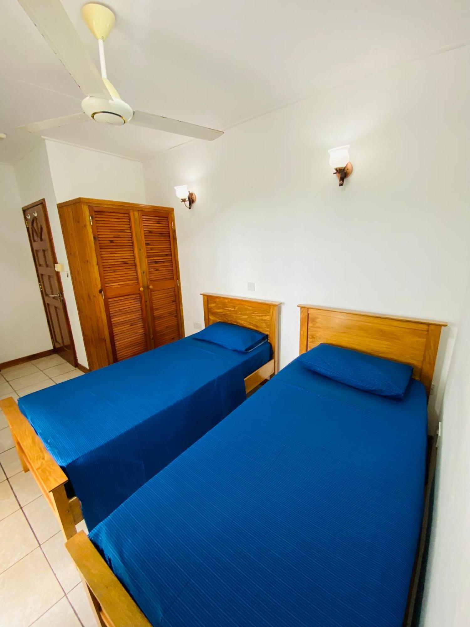 Oceanic View Apartments Beau Vallon  Exterior photo